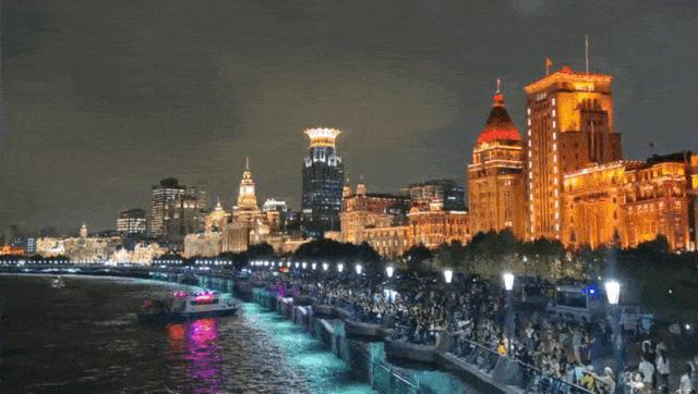 【身边的马天民】“外滩指路人”黄俊带你观赏进博会别样的“警”色