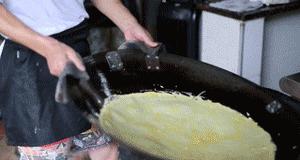 武汉：一碗热干面杀百鬼，一锅豆皮烫神仙