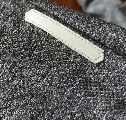 防寒挡风智能蓄热，穿一抵三、消除静电，一件衣服到底可以多牛？