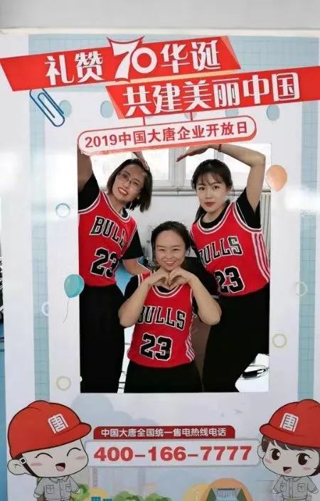 我们来啦英文视频,我们来了完整视频