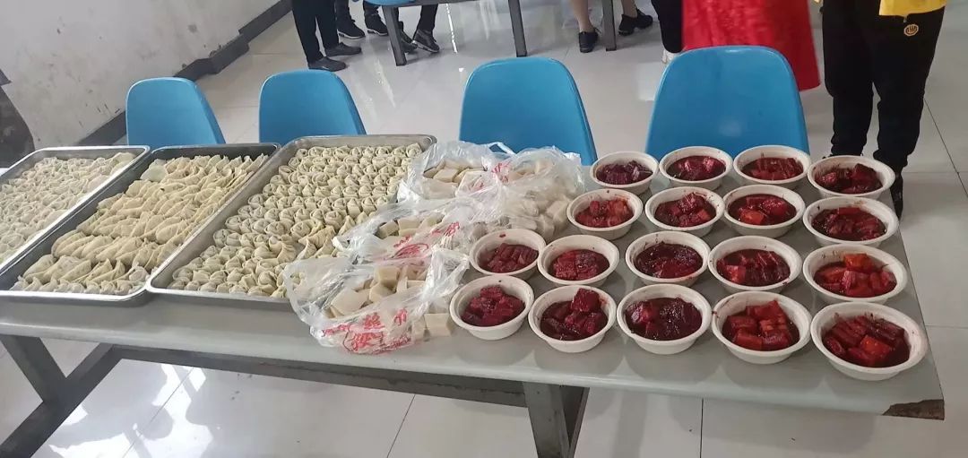 重阳节孝老敬老实践活动,重阳敬老情暖金秋实践活动