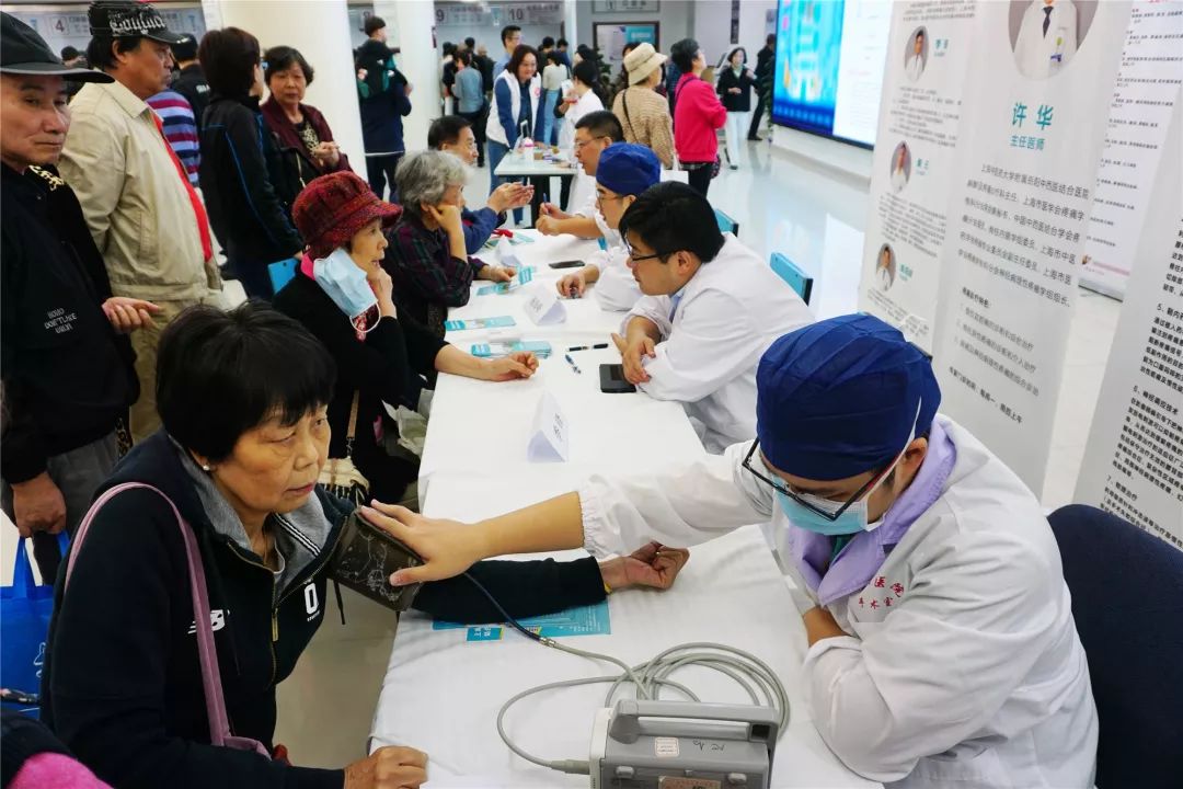 不忘初心牢记使命医院公益性活动,不忘初心牢记使命爱心义诊活动