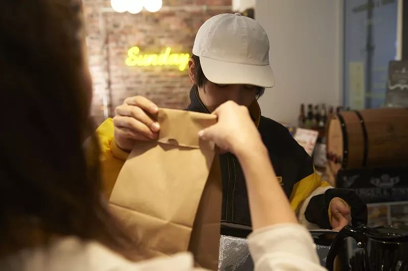 中国外卖一天20亿数据,外卖突破4亿元