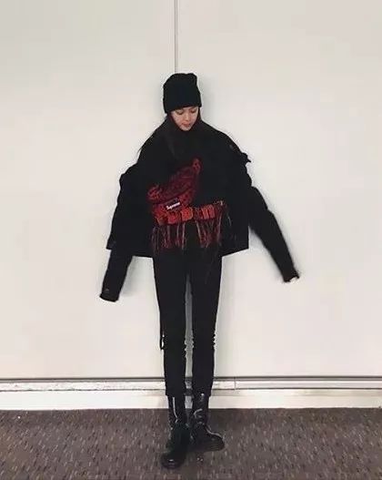 拯救腿粗,马丁靴怎么选择显腿小又年轻