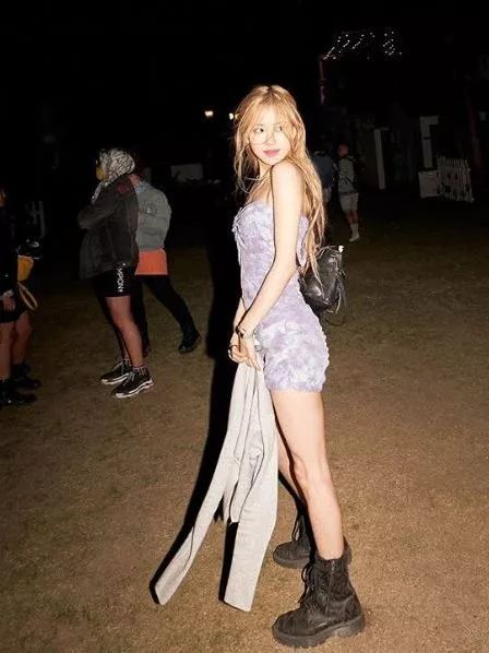 拯救腿粗,马丁靴怎么选择显腿小又年轻