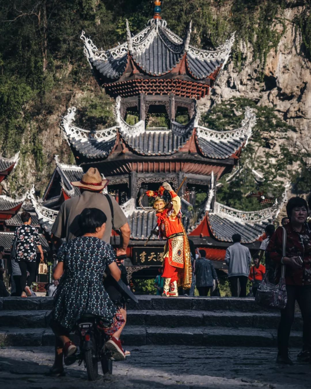 惊艳！日本小哥“约会”最美贵州