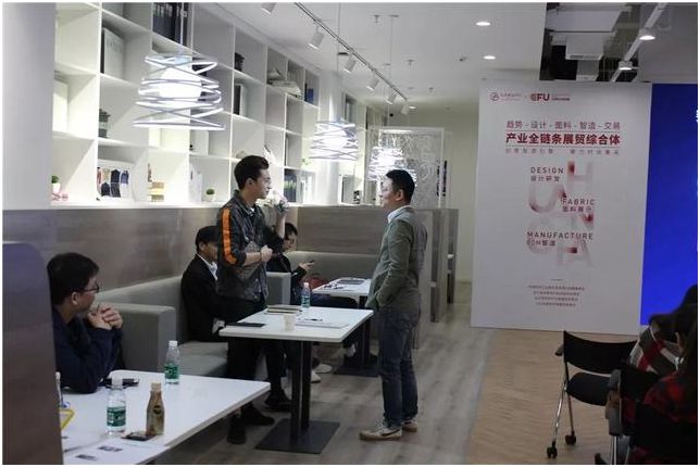 鏈嶈鐢靛晢鐩存挱鍩硅,鐢靛晢鏈嶈涓绘挱鍩硅璇剧▼