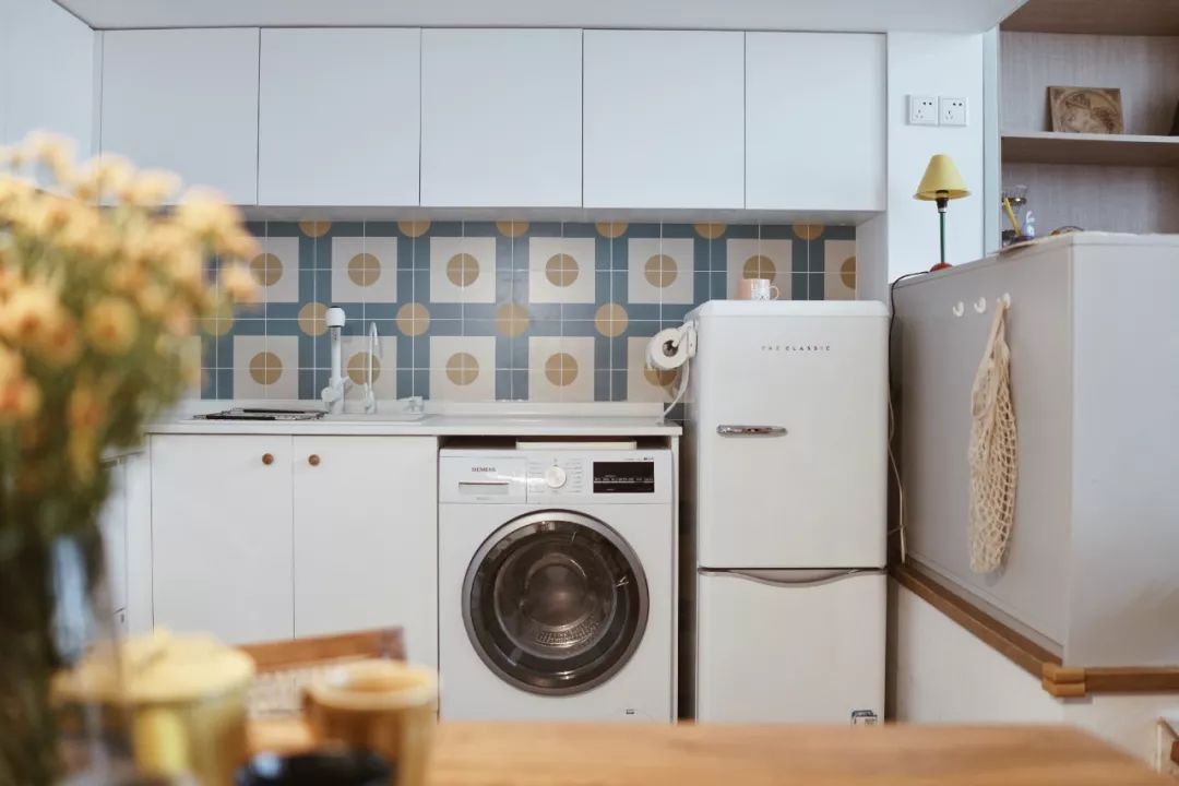 她买下32㎡上海老旧学区房,为女儿打造小桃园,还有20㎡超舒适大庭院