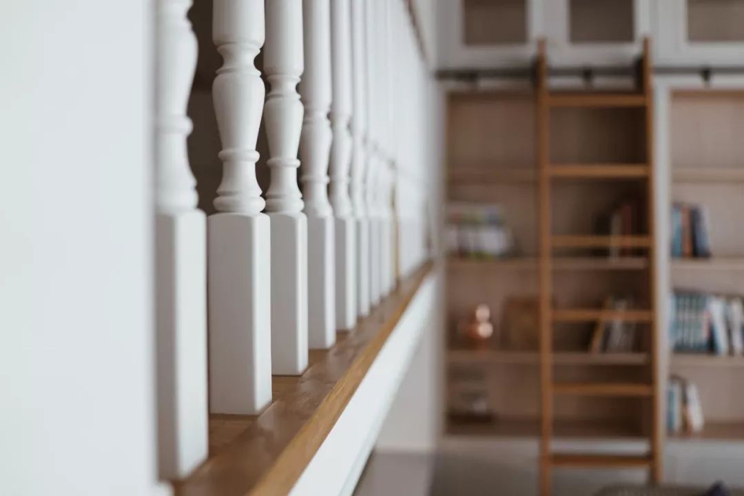 她买下32㎡上海老旧学区房,为女儿打造小桃园,还有20㎡超舒适大庭院