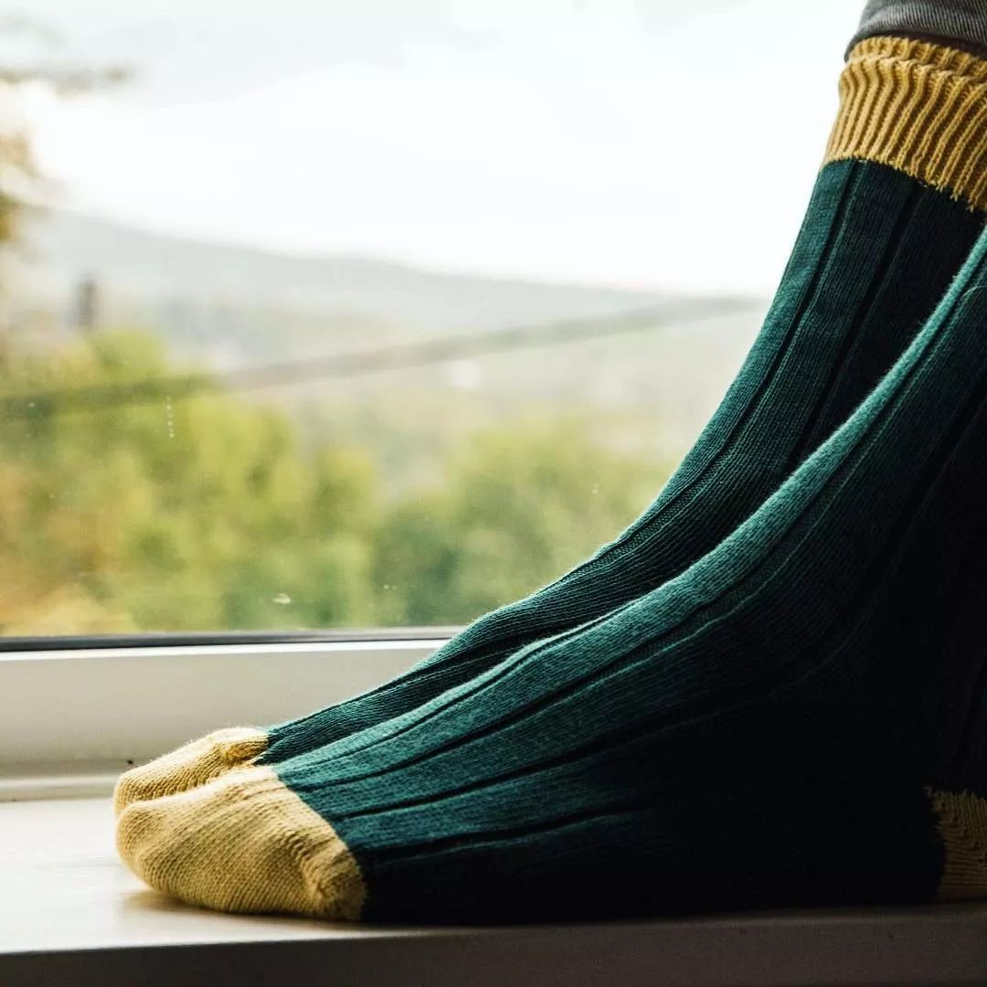 冲袜子,冲顶袜子