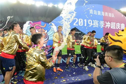 青岛人的啤酒模式,青岛人嗨啤酒