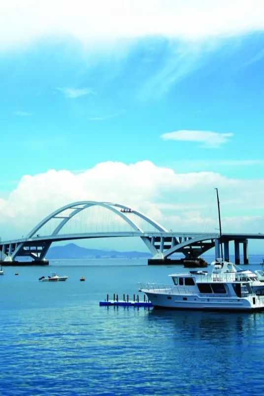 这是一场冰雪世界与海上花园的相遇，期待与你碰撞出不一样的火花~