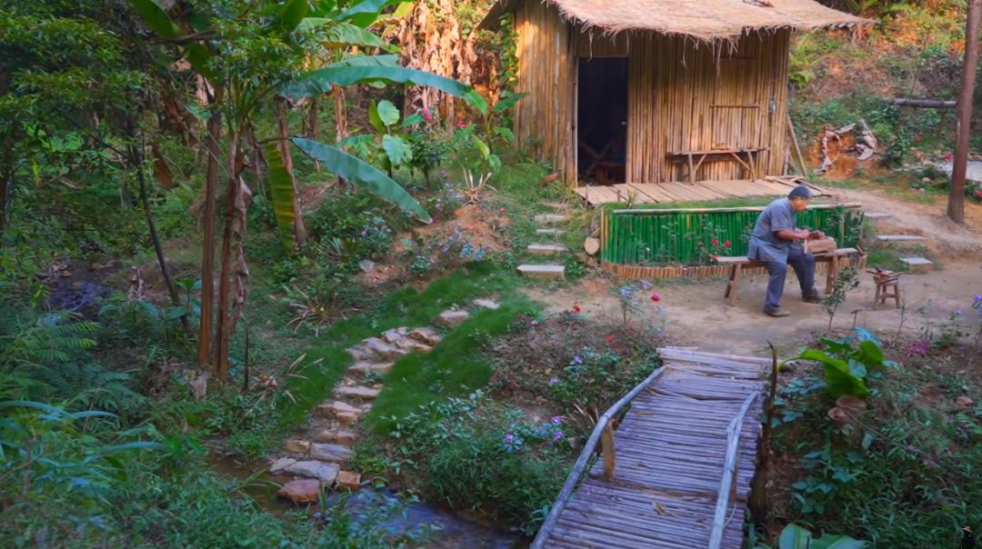 河南大爷做出2600年前的鲁班凳,山村老人制作鲁班凳惊艳国外