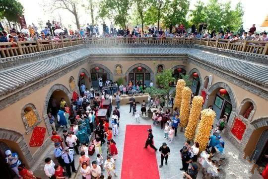 与世隔绝的森林村落,中国最神奇的村庄见树不见房