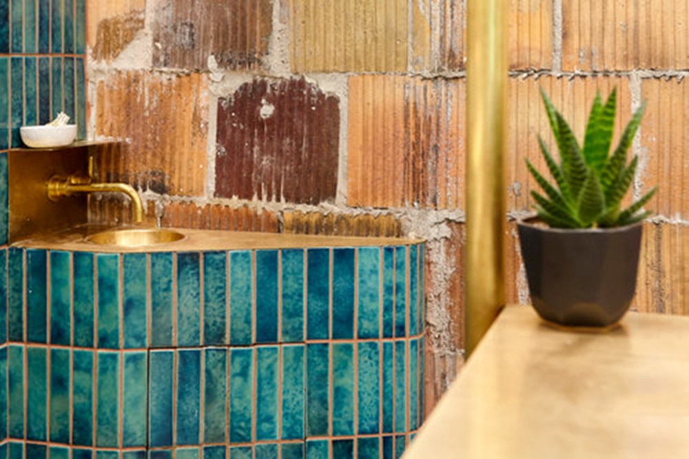 小小果汁店玩起复古油画风，这次真的美到心坎里了