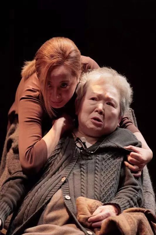 三块广告牌男配角,三块广告牌男主角