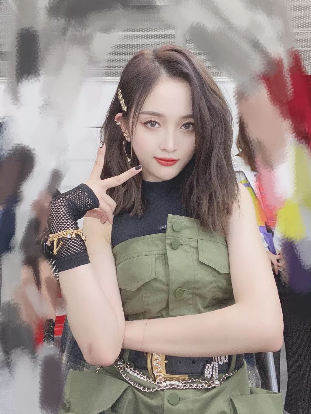 吴宣仪人鱼装背面,吴宣仪美人计舞蹈