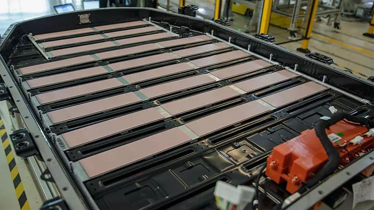 新型电动汽车冬季用柴油取暖,柴油车冬季燃油加热黑科技