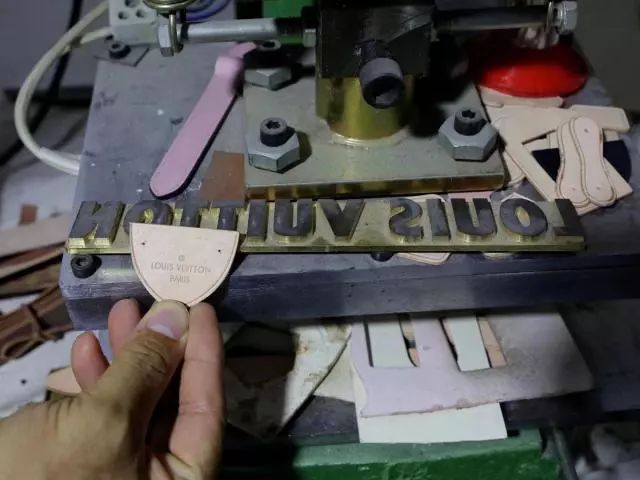 在迪拜买的lv爱马仕,在迪拜买的lv能在国内换货吗