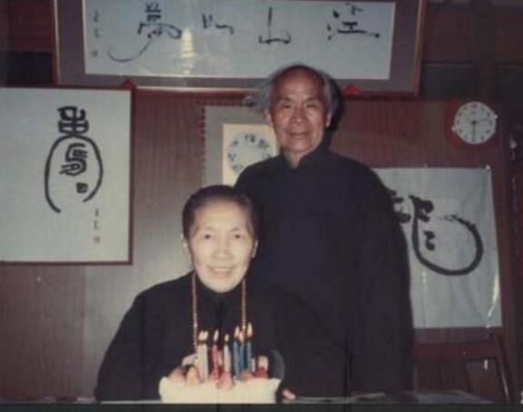 佘爱珍简介,佘爱珍属什么的