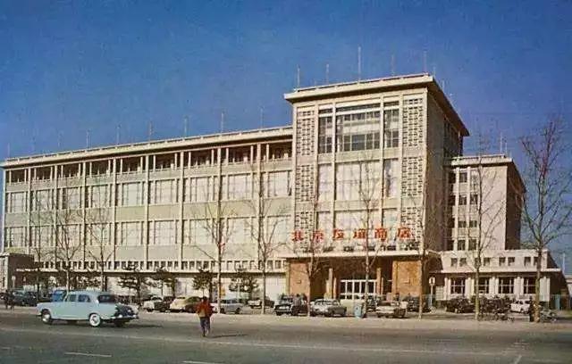 好姑娘是怎么一点一点变坏的(1980-1989)--艰难的叛逆和漫长的告别