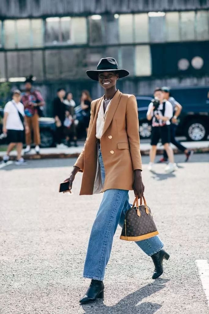 每日穿搭实用穿搭技巧,在穿搭中懂得这6种搭配小技巧