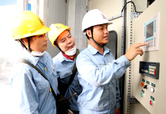 烟囱为什么会冒烟,烟囱为什么不拐弯