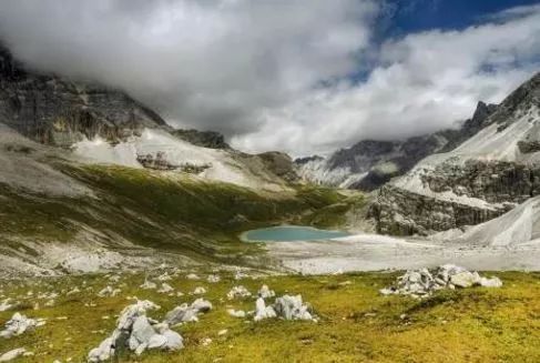 中国宝石最多的地方视频,中国四大宝石是哪四种