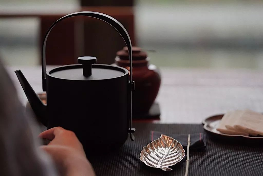 一只好看的电水壶,英国亲王都爱,五星酒店标配