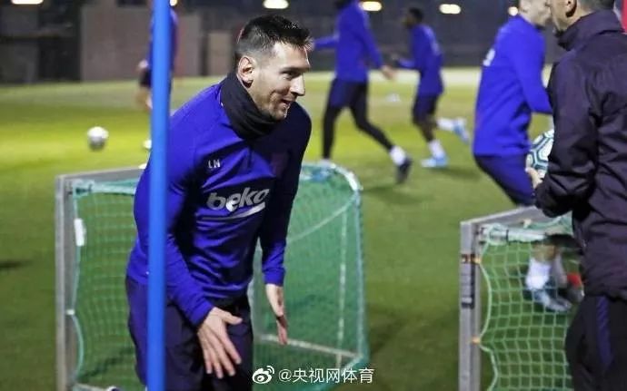 广州地陷父子2人怎么样,最新广州地陷父子被困