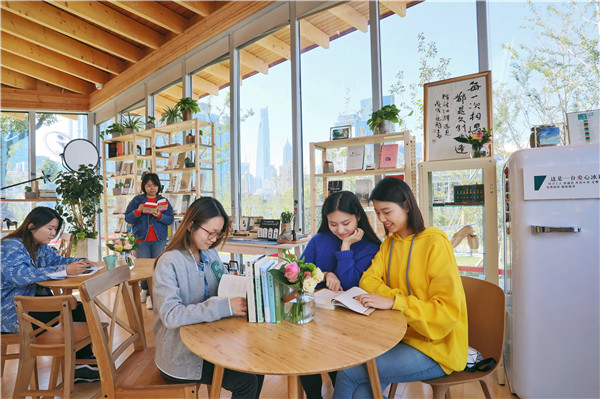 让城市空间美起来①丨望江驿：从滨江步道上的休憩亭到文化主题空间