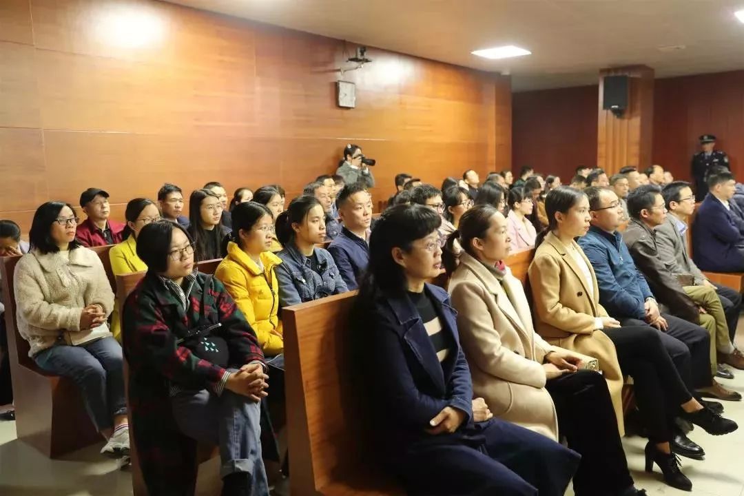 广西水电厅郑建林,广西郑建林受贿案庭审