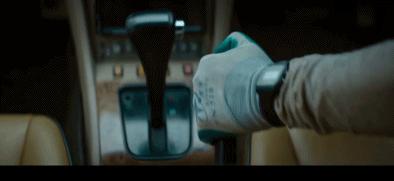 鉴片报告｜《误杀》翻拍得不错，但陈冲的表演实在太可怕了