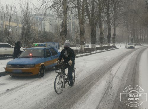 长春大雪高速最新消息,长春市大雪交通新闻