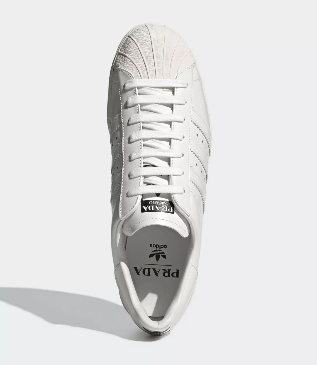 球鞋放薯条？皮卡丘变成碳？?洗衣液走秀了！这个世界太玄幻