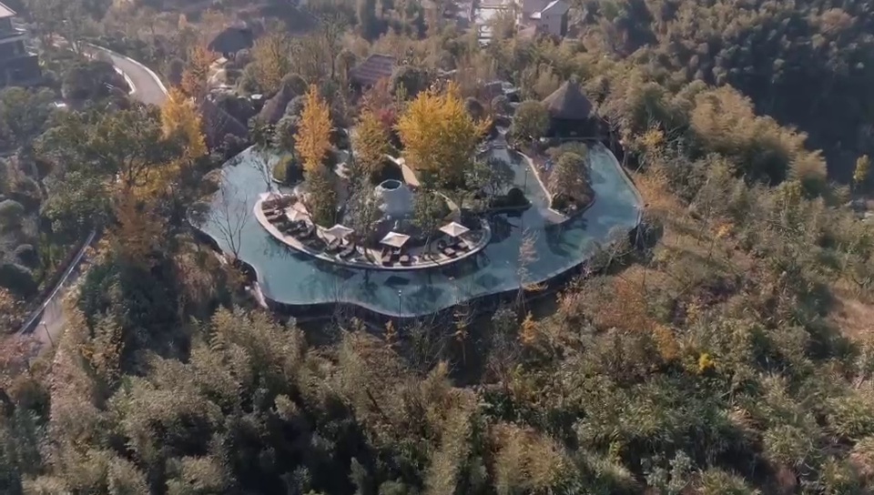 无边泳池温泉度假四川,无边泳池温泉度假游乐设施