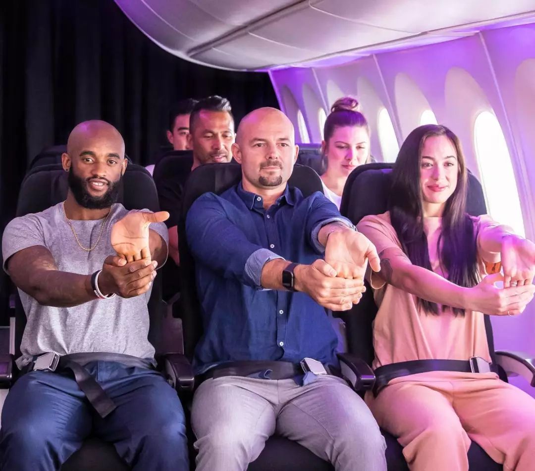 Daily丨航空公司新操作：在飞机上也可以健身啦