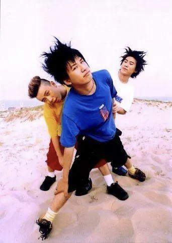 十首忘不掉的伤催人泪下经典老歌,怀旧经典老歌撕心裂肺的歌