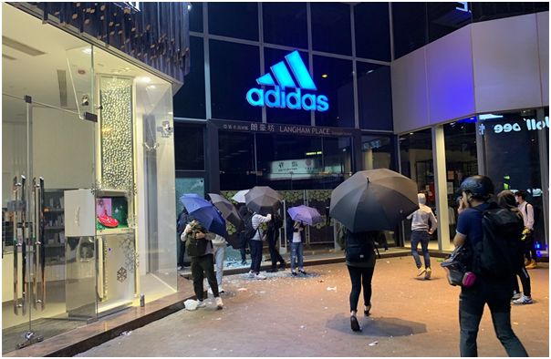 刘亦菲阿迪达斯新品发布会,adidas广告刘亦菲杨幂