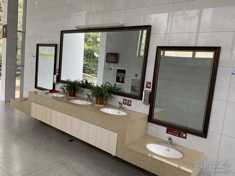 这一次，头条留给——衢州的56个厕所！