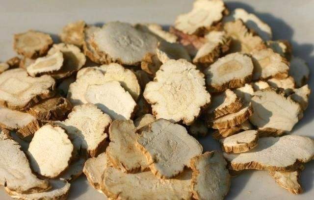 气血两虚？一碗小汤就能补气又补血，女人必备