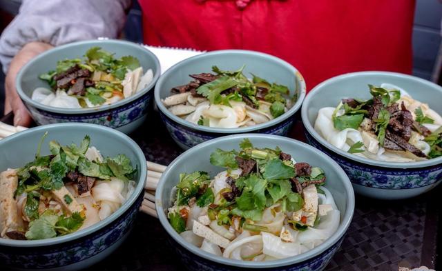 西安不仅是历史还是美食之都,西安真的是一个好吃又好玩的城市