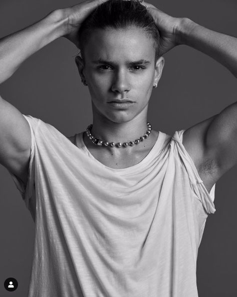 小贝二儿子罗密欧和贝嫂,小贝二儿子罗密欧球技