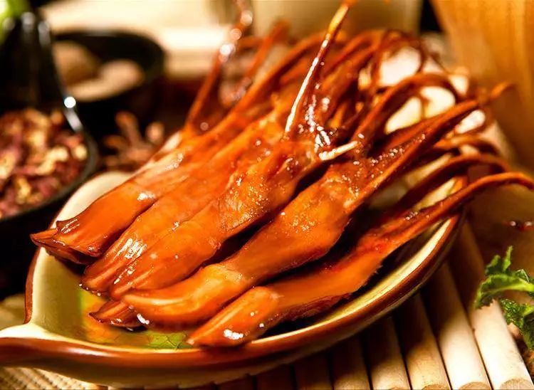 吃过10个算我输!本地人盖戳的年货清单揭秘