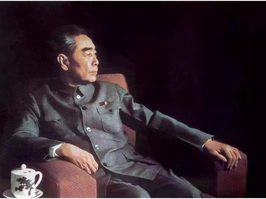 为政｜优秀领导者的基本素质——读周恩来《怎样做一个好的领导者》