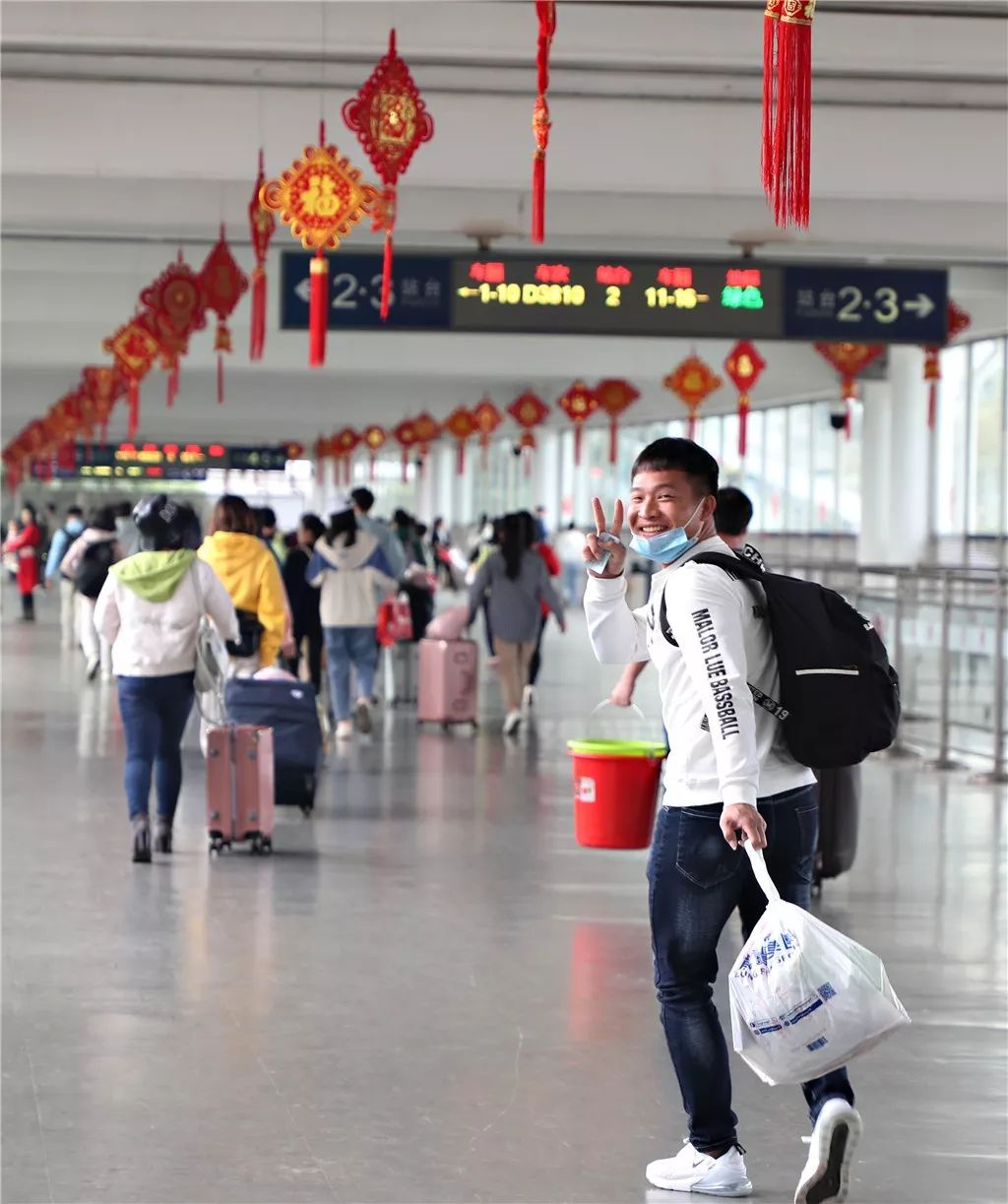 “我回来了！”春运第一天，贵港用最温暖的方式欢迎你回家