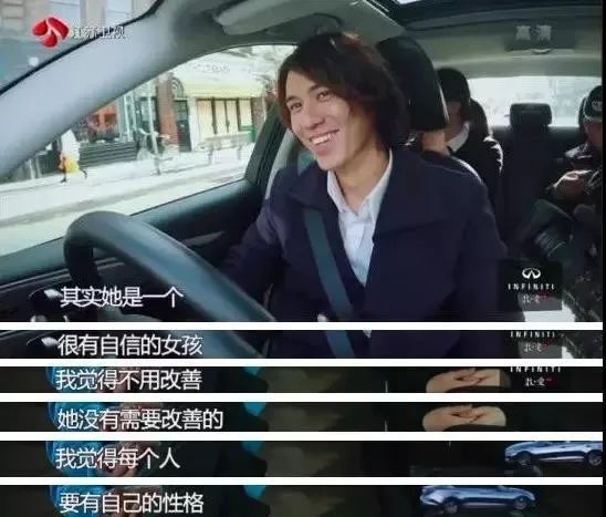 连续8年蝉联全球最美100人,35岁性感*物尤**凭美胸翻红,网友:我就是馋她身子