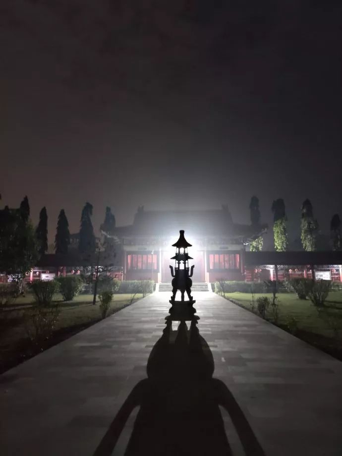 尼泊尔中华寺视频,尼泊尔蓝毗尼中华寺离韩国寺多远