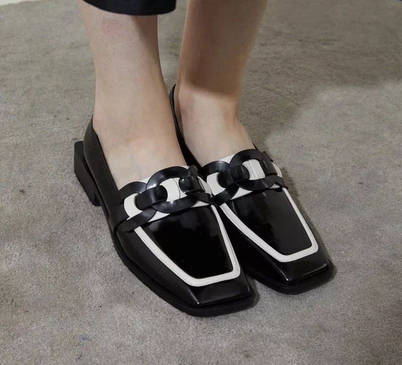 最近想买鞋了有什么好看的鞋子,想买鞋的时候看什么