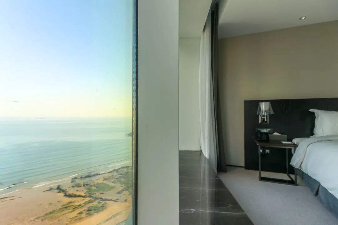 青岛无边泳池温泉度假,一线海景可以泡温泉